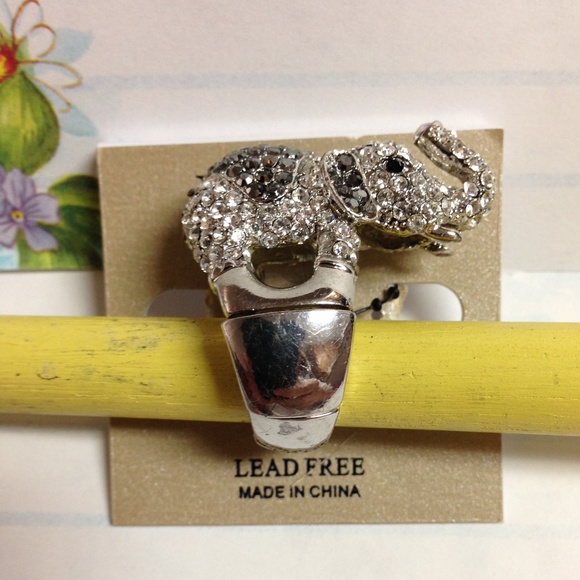 Natasha Silver 'Good Luck' Elephant Ring - Picture 4 of 8